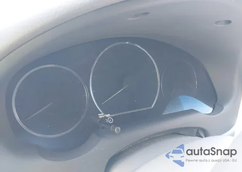 2010 Toyota Sienna Xle from USA, damaged, VIN 5TDYK4CC6AS318939